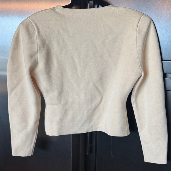 Zara Cream Button-Front Cropped Top - Picture 3 of 4